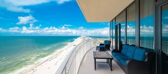 Penthouse condo! Brand New Complex! Panoramic Park, Pier, and Gulf Views!