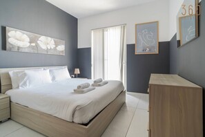 1 soveværelse, skrivebord, strygejern/strygebræt, Wi-Fi