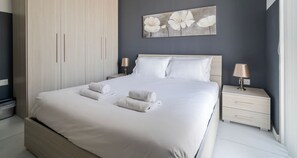 1 Schlafzimmer, Schreibtisch, Bügeleisen/Bügelbrett, WLAN