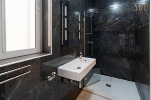 Haartrockner, Handtücher