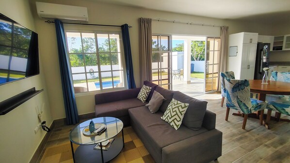 Smart TV - Cozy 2-bedroom villa in charming Cabarete with WiFi, AC (Cabarete)