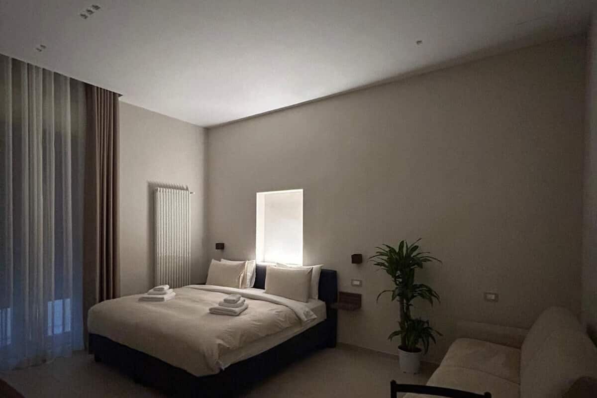 Comfort Quadruple Room | In-room safe, laptop workspace, blackout drapes, iron/ironing board