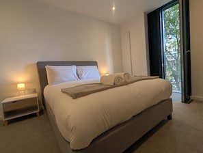 1 chambre, fer et planche Ă repasser, Wi-Fi, draps fournis
