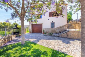 Terrace/patio - Mediterranean Pool Villa - Unik Vacation (La Riera de Gaià)
