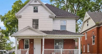 Beautiful 3-Bedroom Home in Niagara Falls, New York