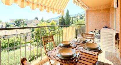 Appartement Cosy Ă Vence avec Piscine & Parking