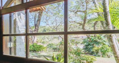 Casa de campo em Miguel Pereira com Piscina