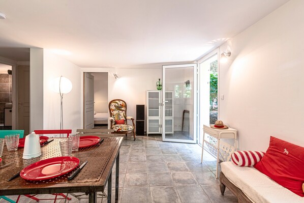 Interior - Casa Bavitoli RDC - Avec jardin (Cauro)