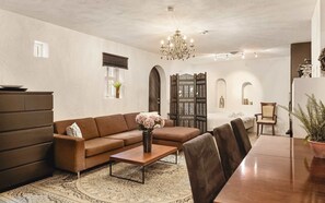 华丽公寓, 1 张大床, 无烟房, 壁炉 | 客房内用餐