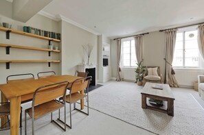 Apartment | 3 bedrooms, Internet