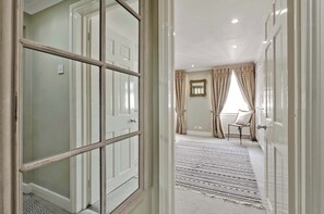 Apartment | 3 bedrooms, Internet