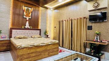 3 soverom, strykejern/-brett, wi-fi og sengetøy