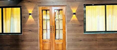 تفاصيل الفندق من الخارج