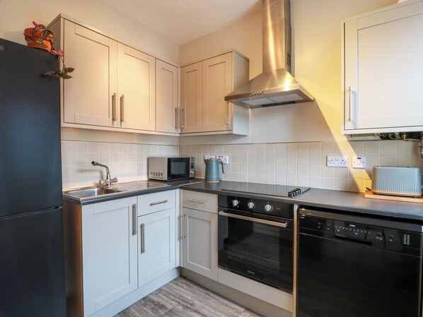 식기 세척기, 조리 도구/접시/주방 기구