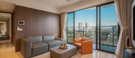 Basic Apartment, 2 Bedrooms, Balcony, City View