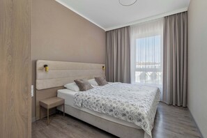 1 bedroom, iron/ironing board, travel crib, WiFi