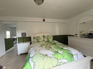 1 室のベッドルーム、アイロン / アイロン台、WiFi、ベッドシーツ