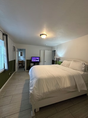 1 chambre, fer et planche à repasser, Wi-Fi, literie fournie