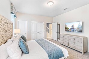 10 bedrooms, travel cot, WiFi, bed sheets