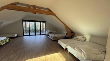 6 slaapkamers, wifi, beddengoed