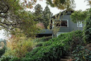 Exterior - Okere Lake House - Lakefront with Private Jetty (Okere Falls)