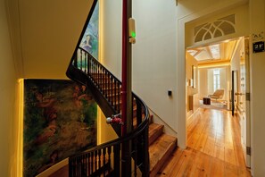 Staircase - YOUROPO - Collection (Porto)