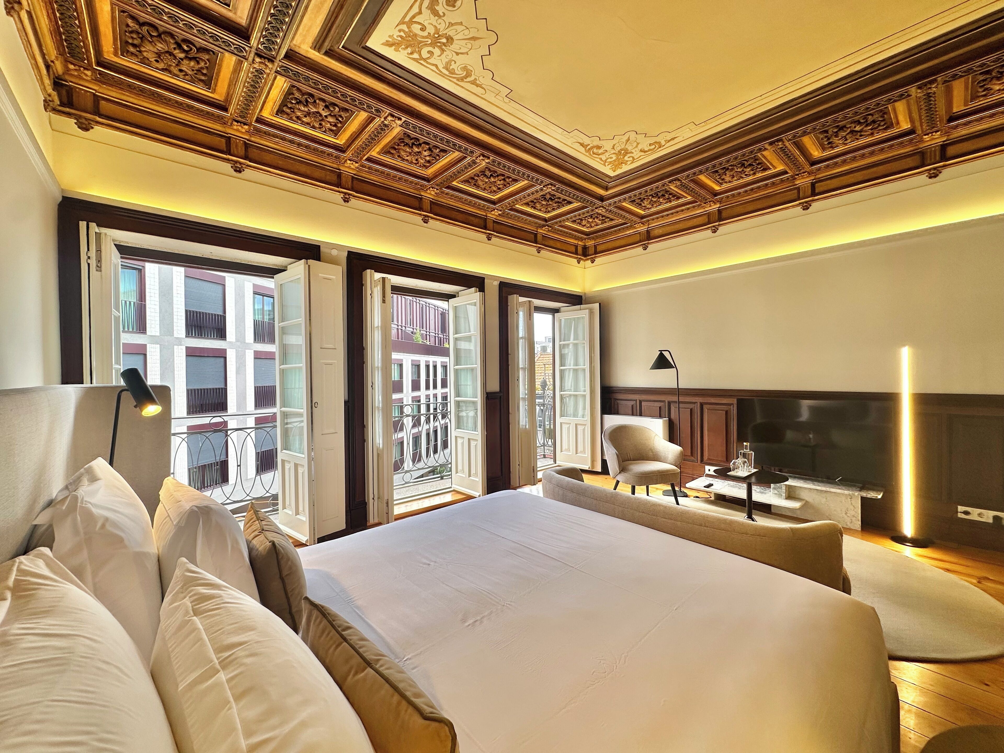 Exclusive Studio | Blackout drapes, iron/ironing board, free WiFi, bed sheets