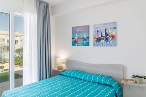 2 bedrooms