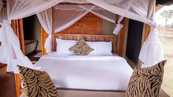 Bureau, espace de travail pour ordinateur portable, Wi-Fi gratuit