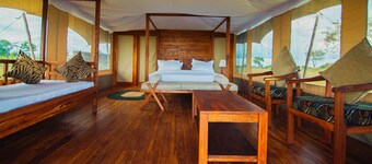 Pumba Luxury Camps