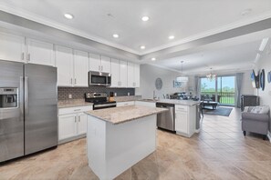 Condo, Multiple Beds, Balcony, Pool View (HLB14071-324) | Private kitchen | Coffee/tea maker