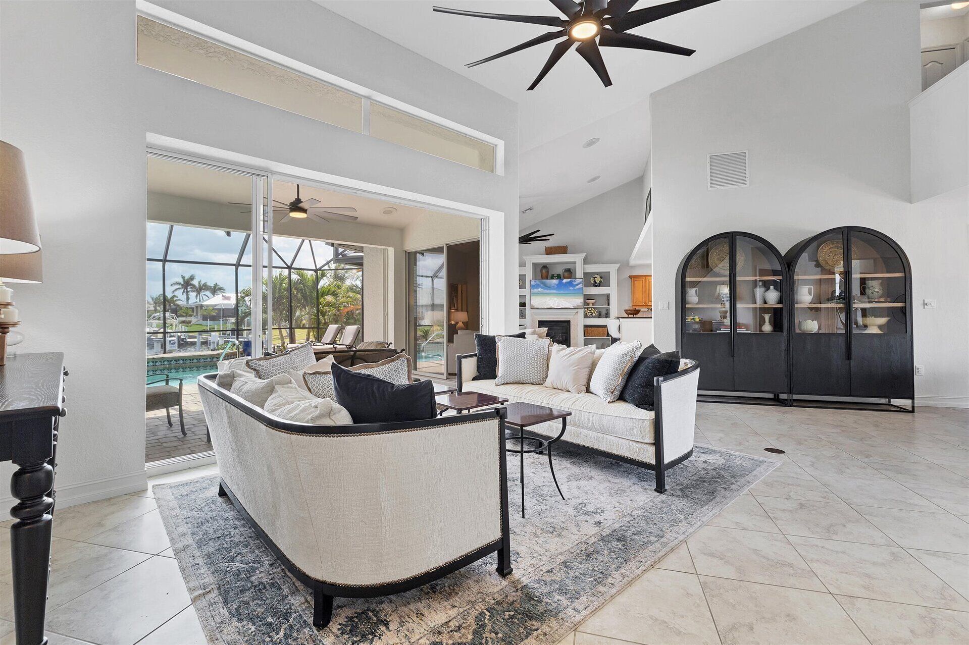 House, Multiple Beds, Pool Access, Pool View (SND1217) | Living area | Fireplace