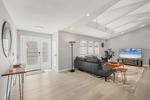 ハウス ベッド (複数台) プールアクセス プールビュー (VIA561) | リビング エリア