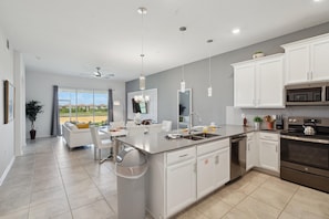 Maison, plusieurs lits, patio (SSP977-1) | Cuisine privée | Cafetière/bouilloire, bouilloire électrique