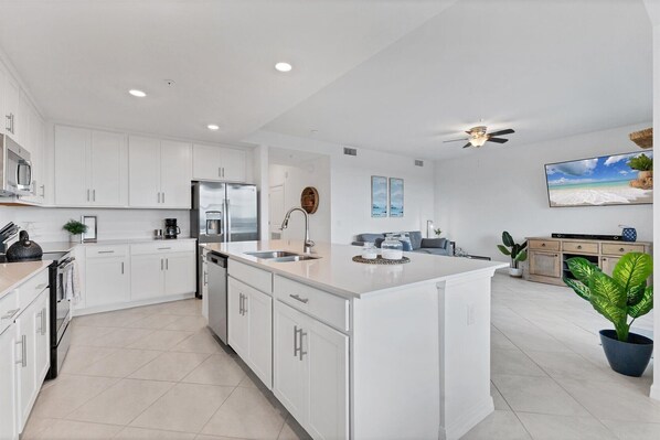 Condo, Multiple Beds, Balcony, Pool View (HLB14131-833) | Private kitchen | Coffee/tea maker - 14131 Heritage Landing Blvd. #833 (Punta Gorda)