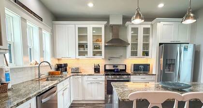 Our Kind of Paradise Pool-Pet Friendly- Sleeps 12