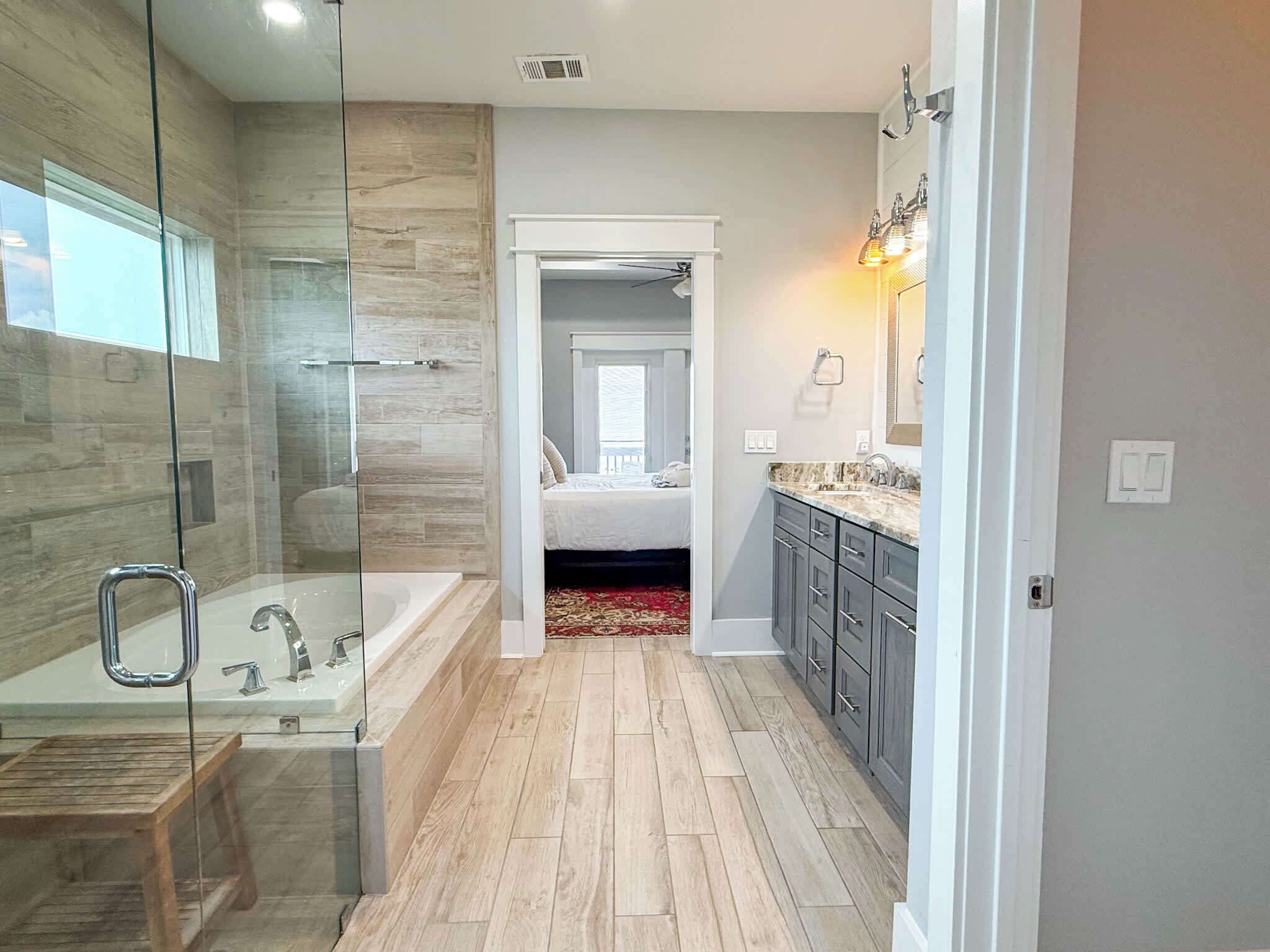 Shower, towels