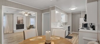 2-bd, 2-ba apartment in a prime location of Fort Smith. WiFi, AC, TV, and more.