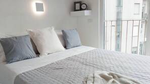 1 slaapkamer, een strijkplank/strijkijzer, gratis wifi