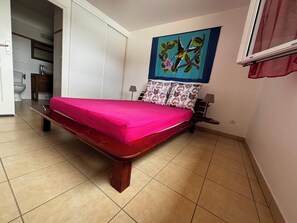 2 bedrooms, WiFi, bed sheets