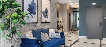 Upscale Condo in Annapolis w/Private Parking