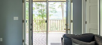 Peaceful Escape Ben Franklin Range  4-bedroom lodge in Kittanning, PA. Book now