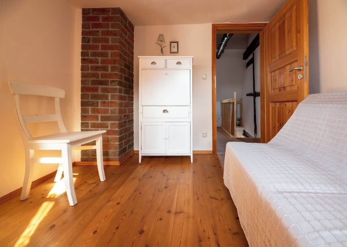 2 Schlafzimmer, Schreibtisch, Bügeleisen/Bügelbrett, WLAN