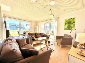 TV, fireplace, books, offices