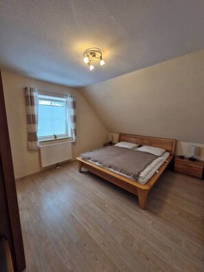 3 camere, ferro/asse da stiro, Wi-Fi