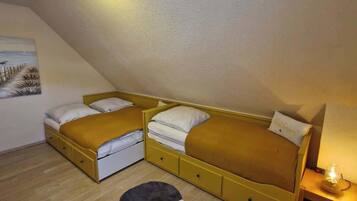 3 Schlafzimmer, Bügeleisen/Bügelbrett, WLAN