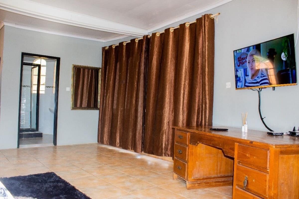 Comfort Studio Suite | Seterika/papan seterika, Wi-fi percuma