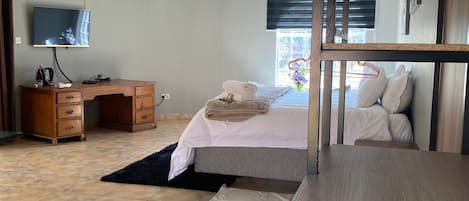 Comfort Studio Suite | Living area