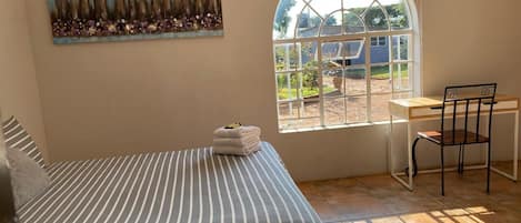 Casa de campo básica, para no fumadores | Tabla de planchar con plancha y wifi gratis