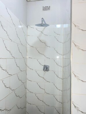 Basic Cottage, Non Smoking | Bathroom